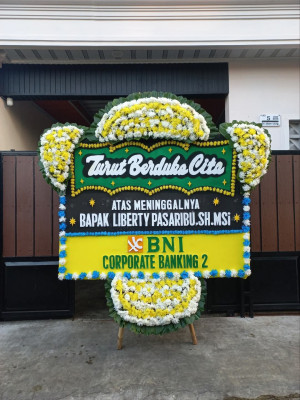 Papan Bunga Duka di Mulyosari