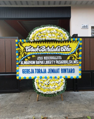 Papan Bunga Duka di Mulyosari