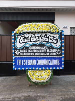 Papan Bunga Duka di Mulyosari